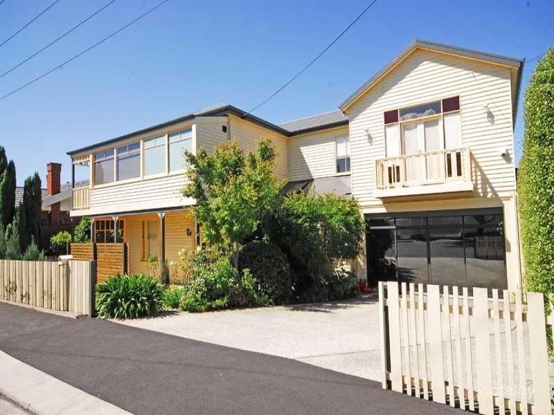 2 Greenlands Ave, Sandy Bay, TAS 7005