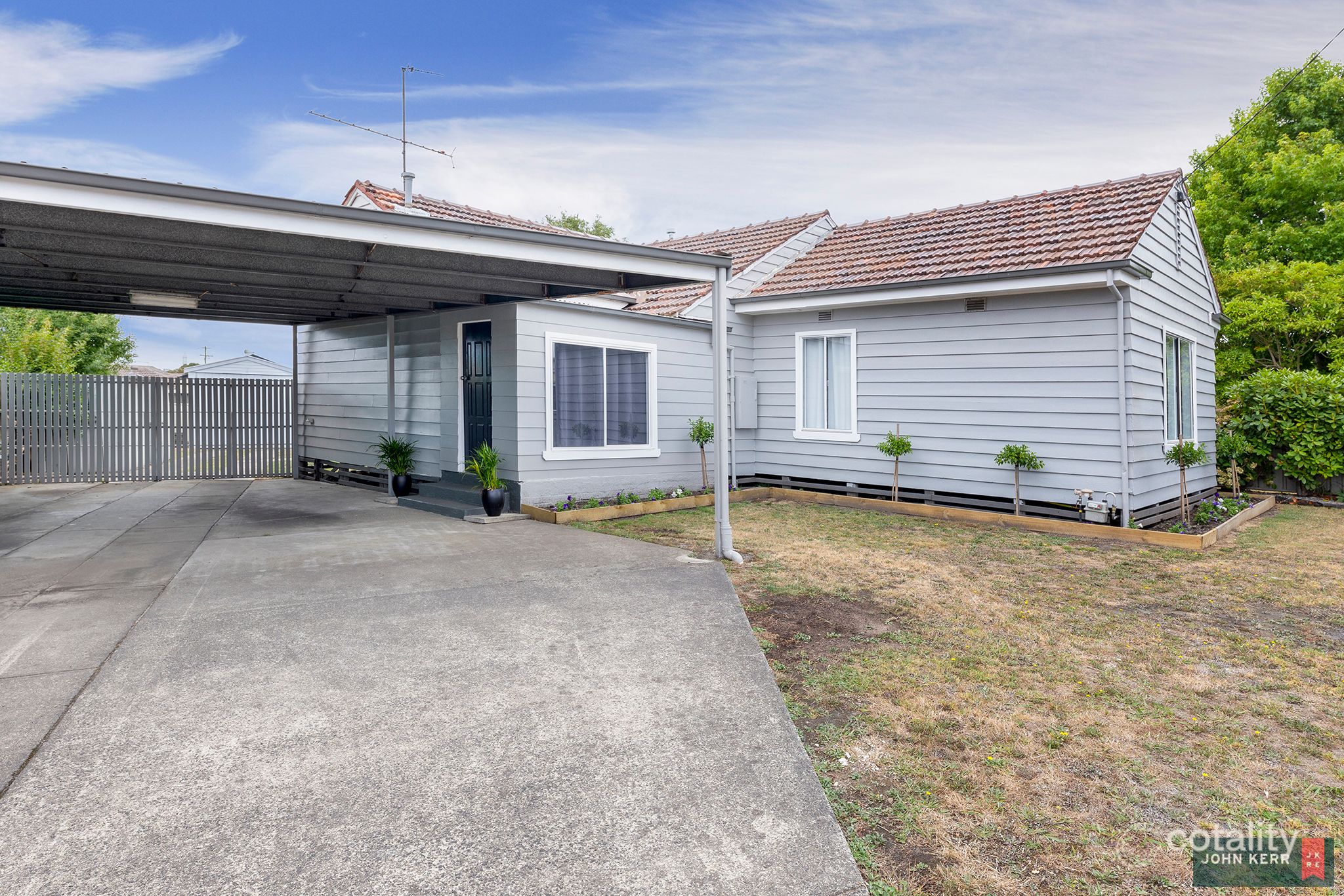 16 Trent St, Newborough, VIC 3825