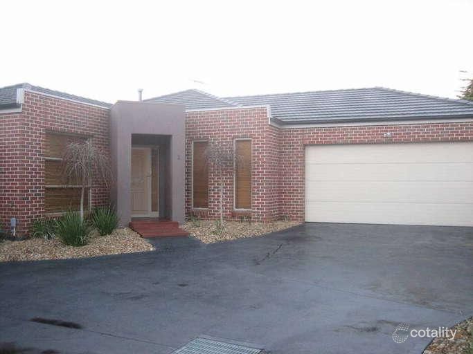 2/13 Shields Ct, Sydenham, VIC 3037