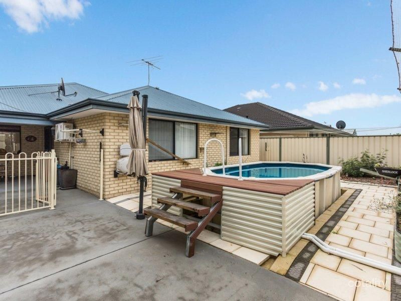 7 Teal Brook Cir, Seville Grove, WA 6112