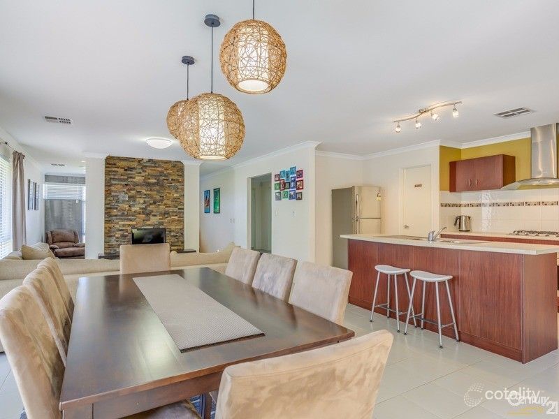 5 Kesiya Turn, Aubin Grove, WA 6164