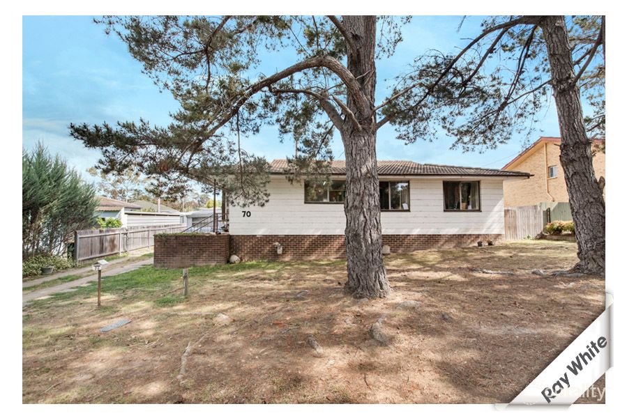 70 Armstrong Cres, Holt, ACT 2615