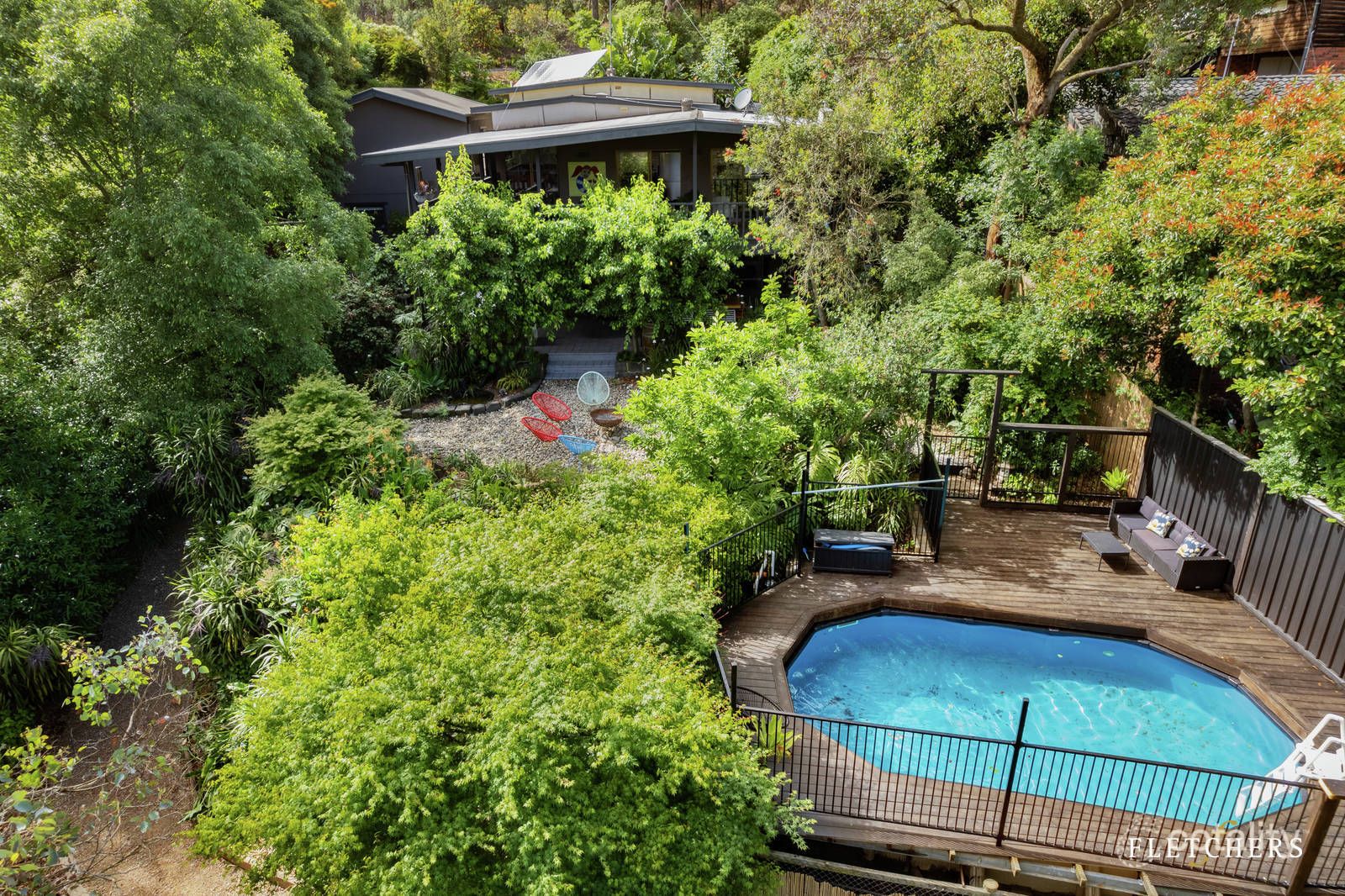 27 Blooms Rd, North Warrandyte, VIC 3113