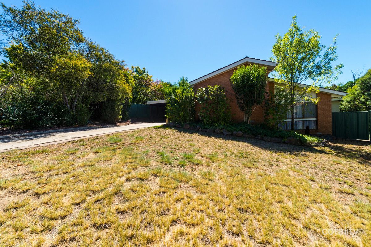 28 Castleton Cres, Gowrie, ACT 2904