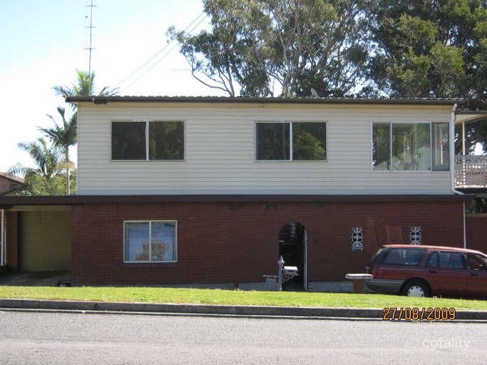 18 Elden St, Toukley, NSW 2263