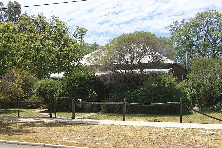 30 Mars St, Carlisle, WA 6101