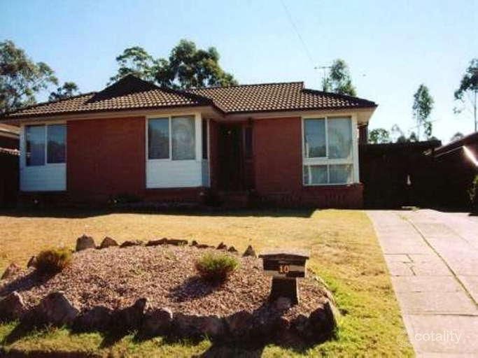 10 Brigalow Ave, Casula, NSW 2170