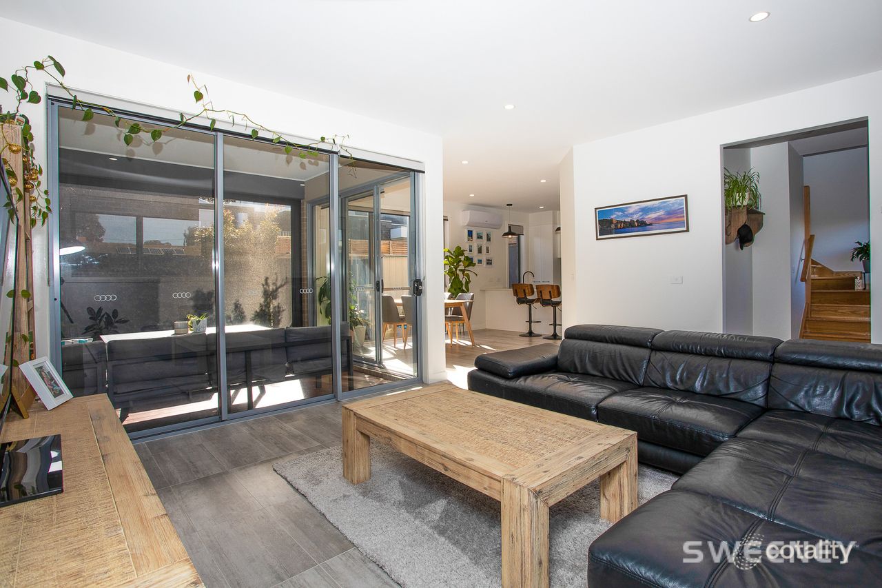 2/17 Mulga St, Altona, VIC 3018