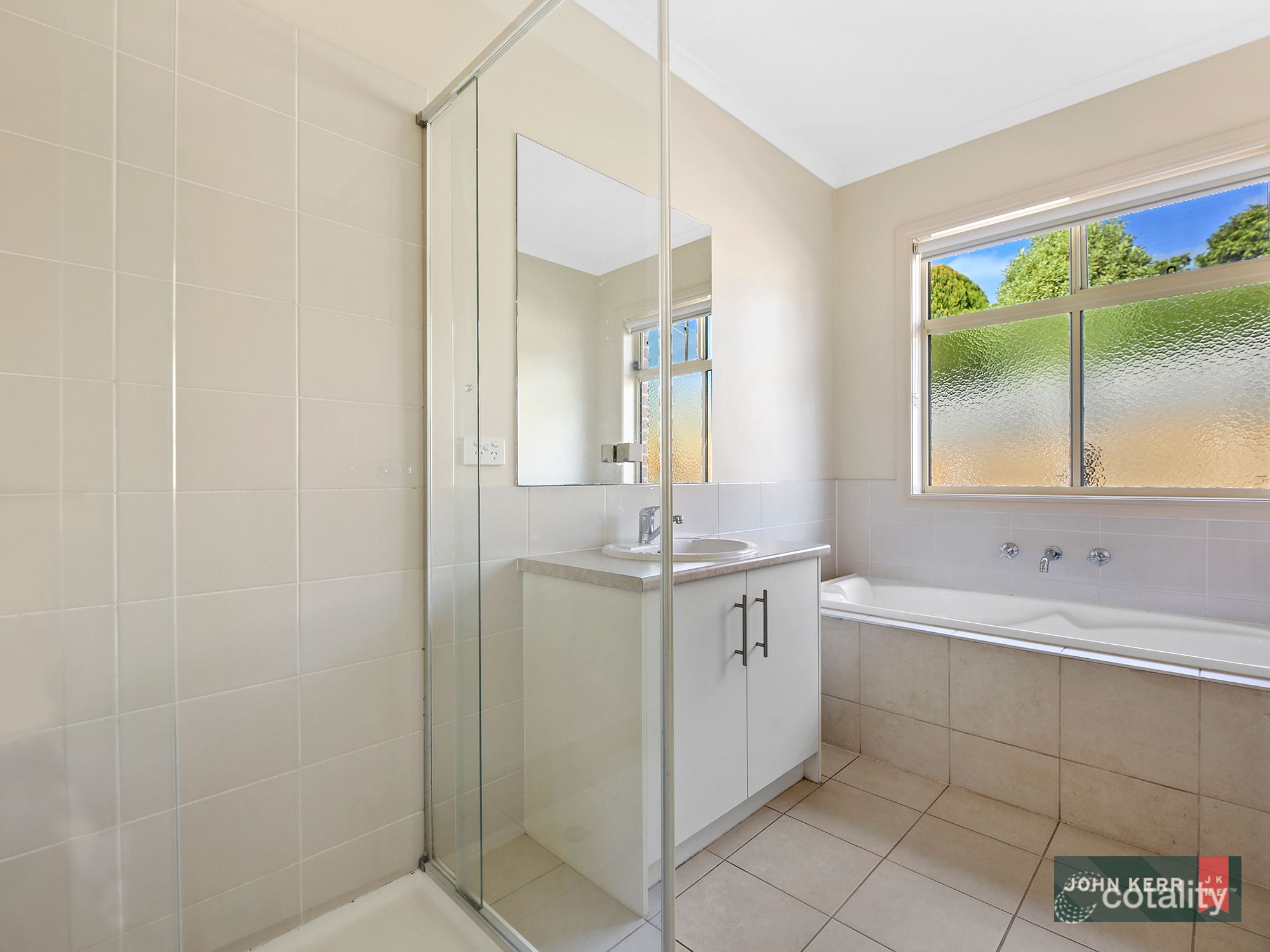 1/22 Main South Rd, Drouin, VIC 3818