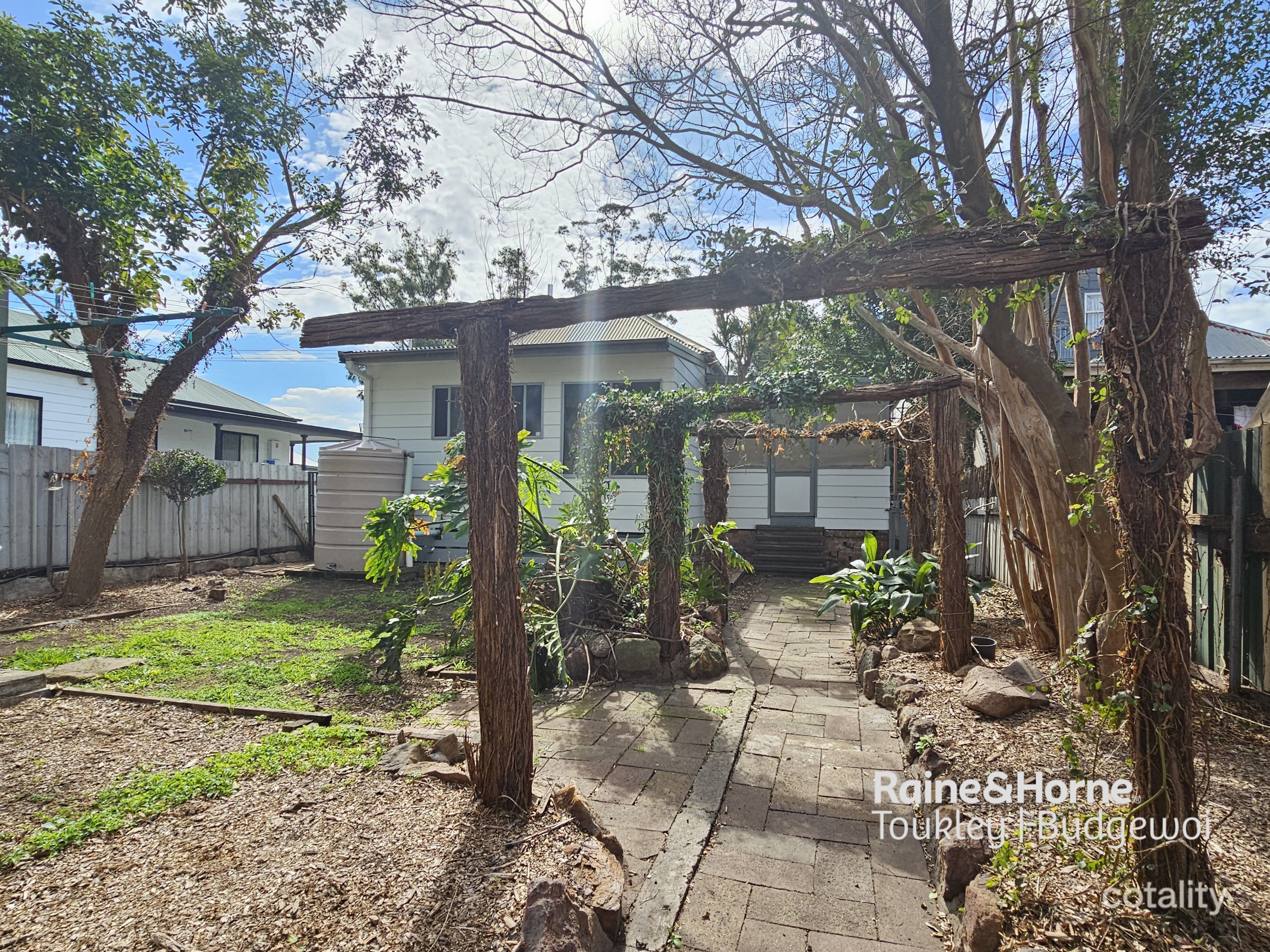 46 Carrington St, Horseshoe Bend, NSW 2320