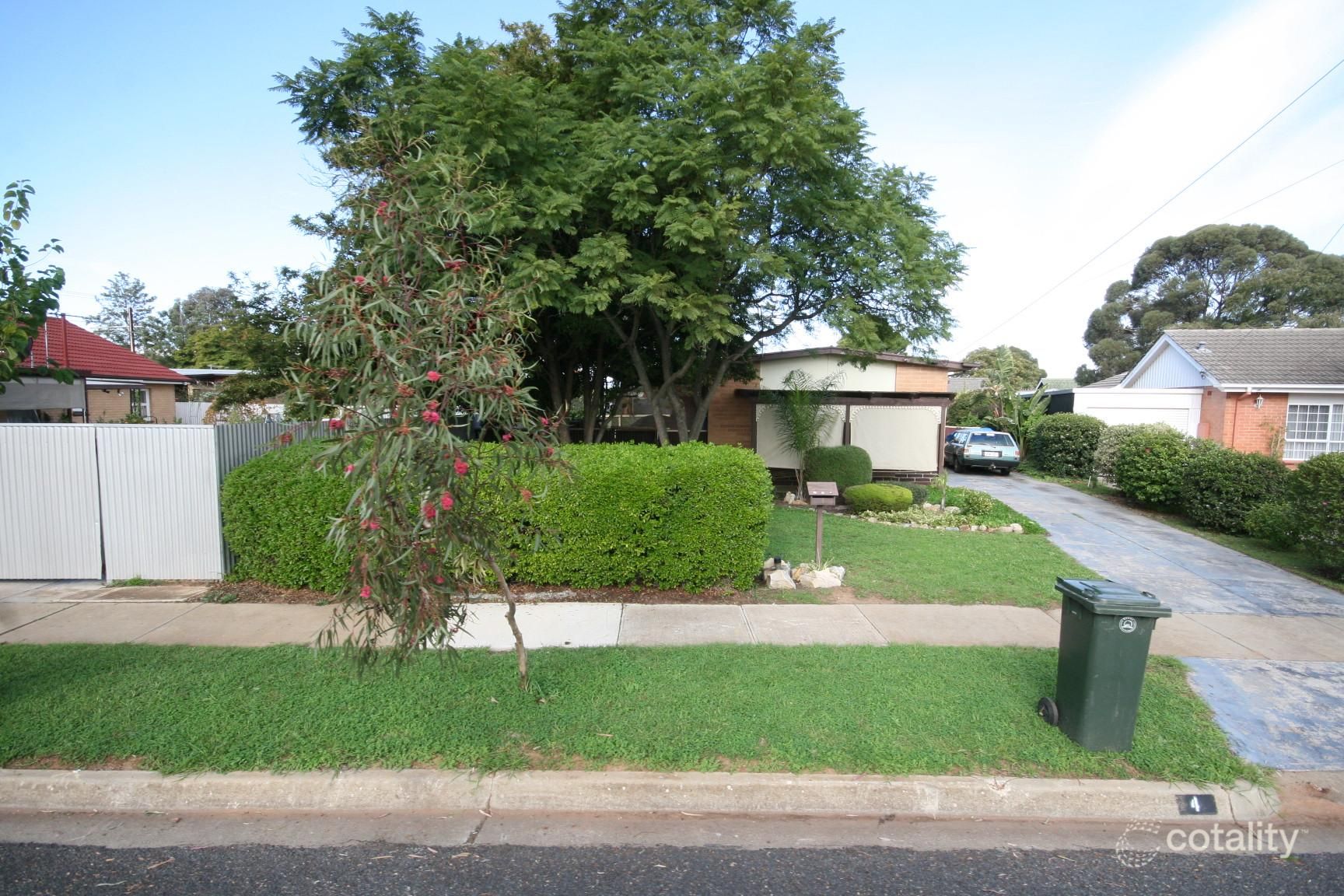 4 Woodfull St, Parafield Gardens, SA 5107