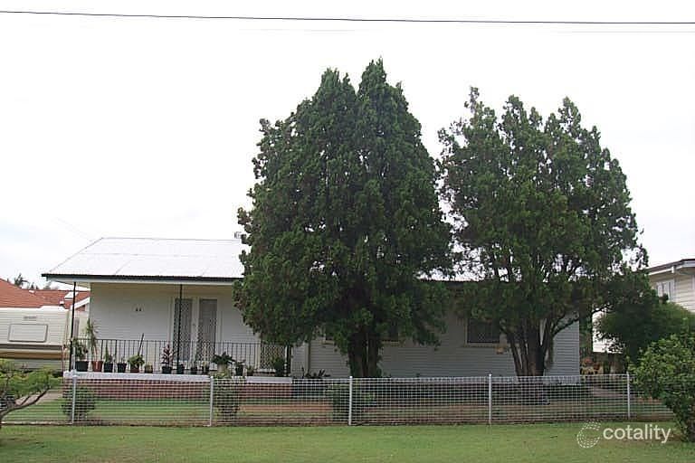 22 Annie St, Woody Point, QLD 4019
