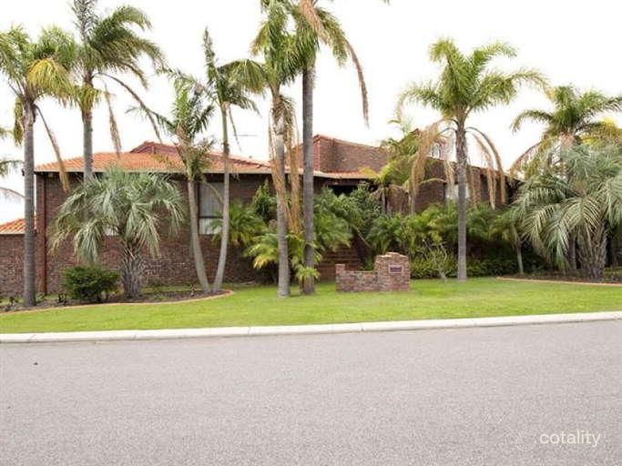 10 Maynard Way, Karrinyup, WA 6018