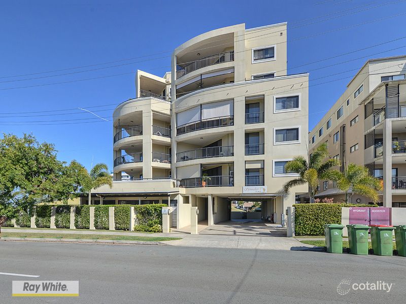 3/3 Rock St, Scarborough, QLD 4020