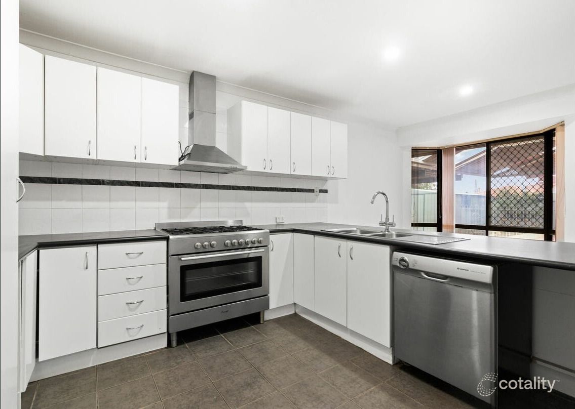 20 Upton Rd, High Wycombe, WA 6057