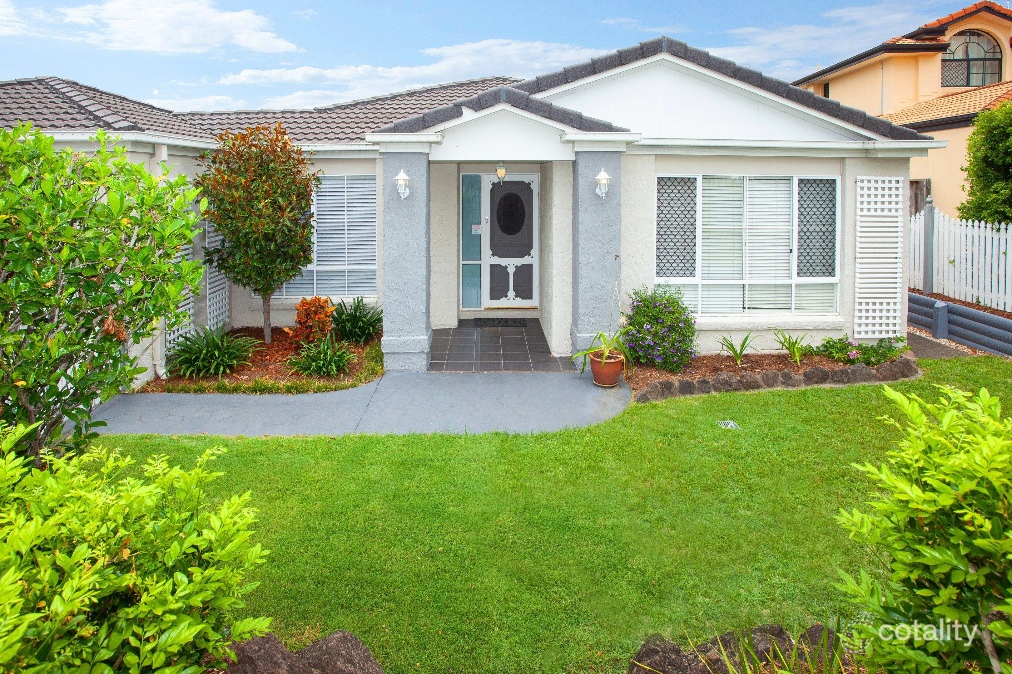 14 Brookland Ct, Molendinar, QLD 4214