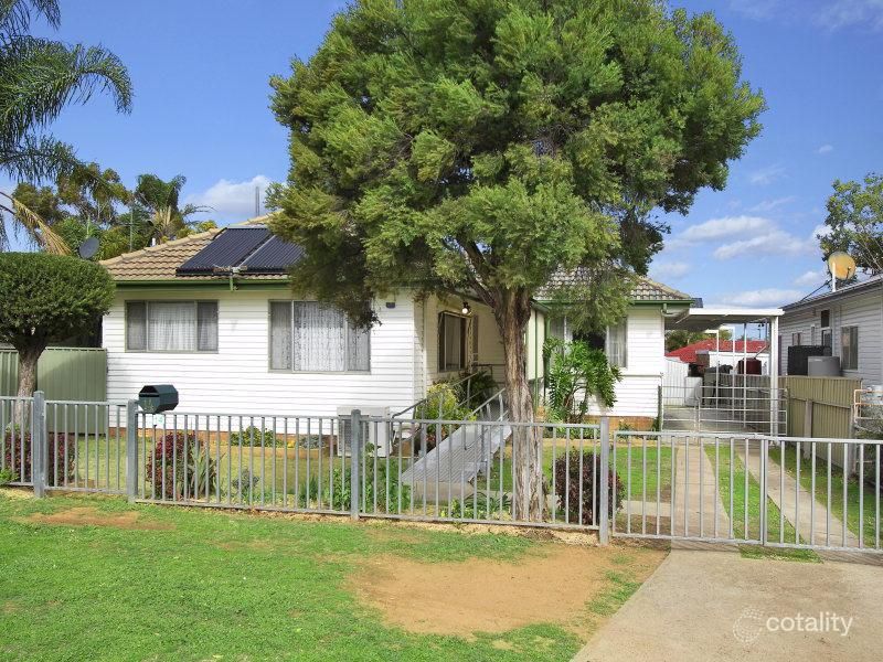 14 Southview St, West Tamworth, NSW 2340