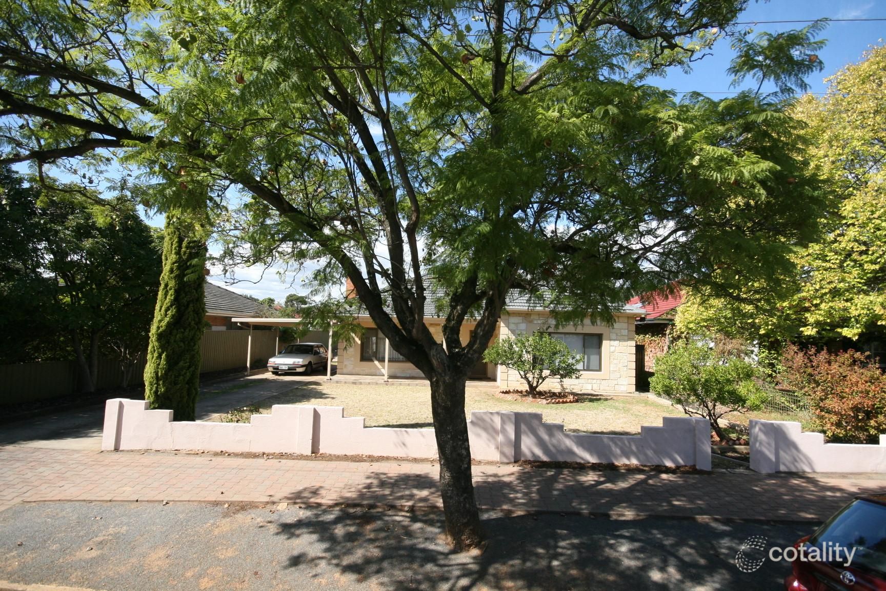 9 Winnall St, Clapham, SA 5062