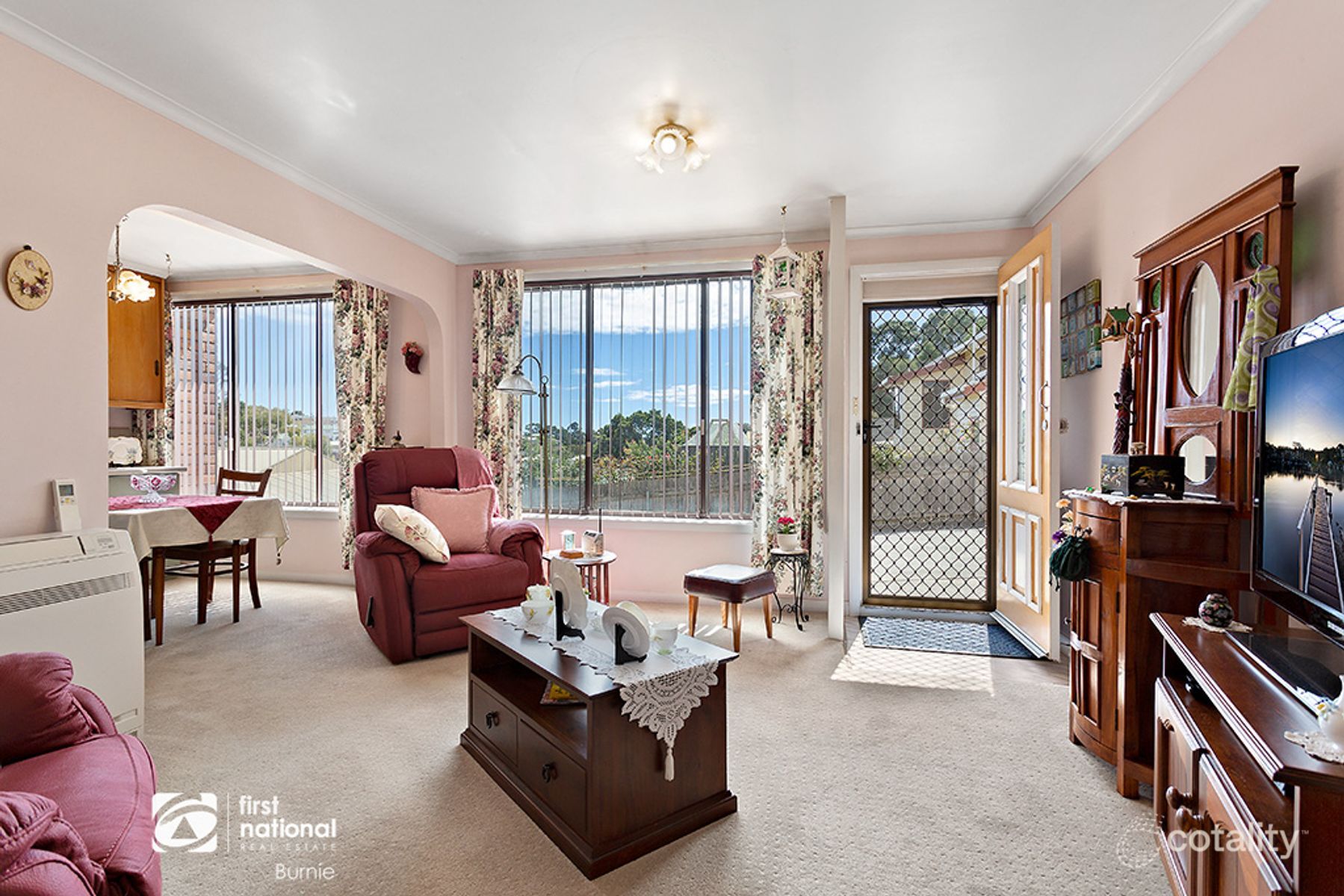 4/196 Mount St, Upper Burnie, TAS 7320