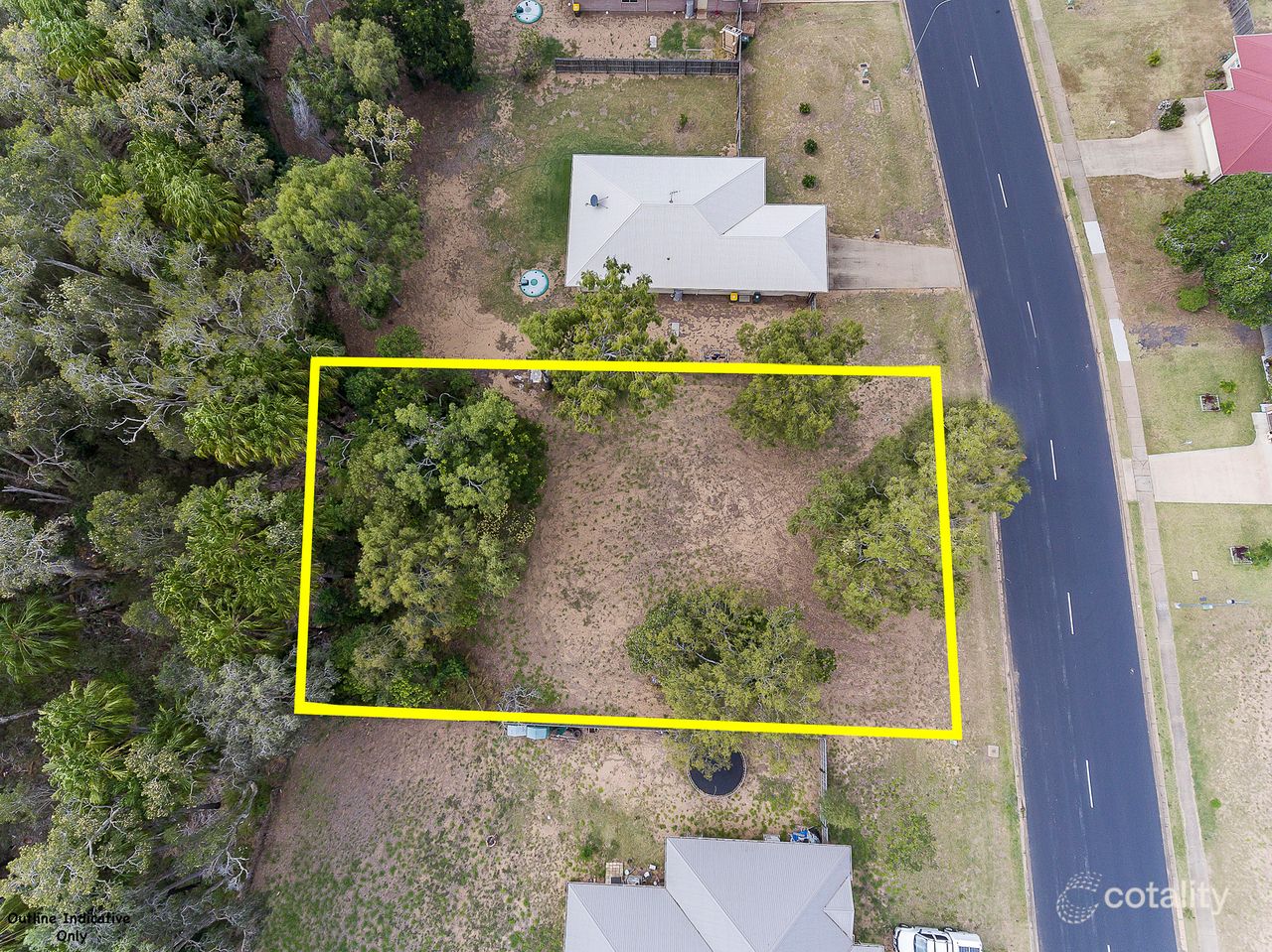 84 Malvern Dr, Moore Park Beach, QLD 4670