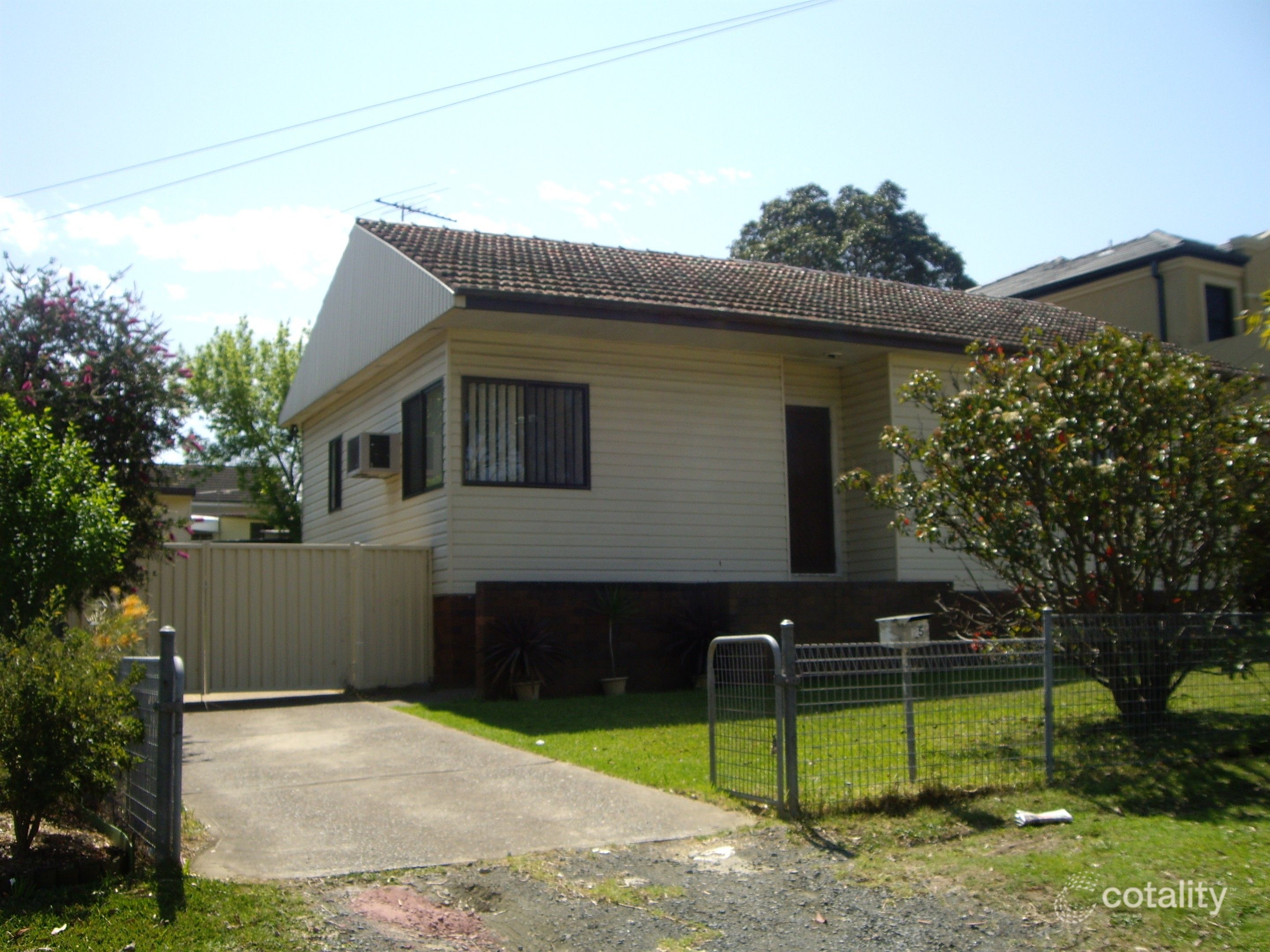 25 Lewis St, South Wentworthville, NSW 2145