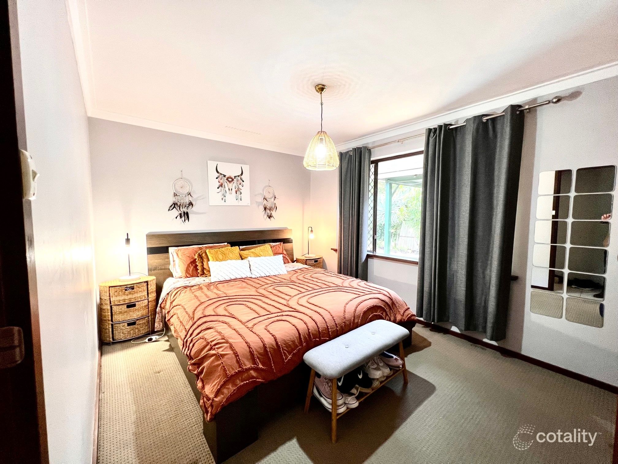 43 Waterloo Cres, Lesmurdie, WA 6076