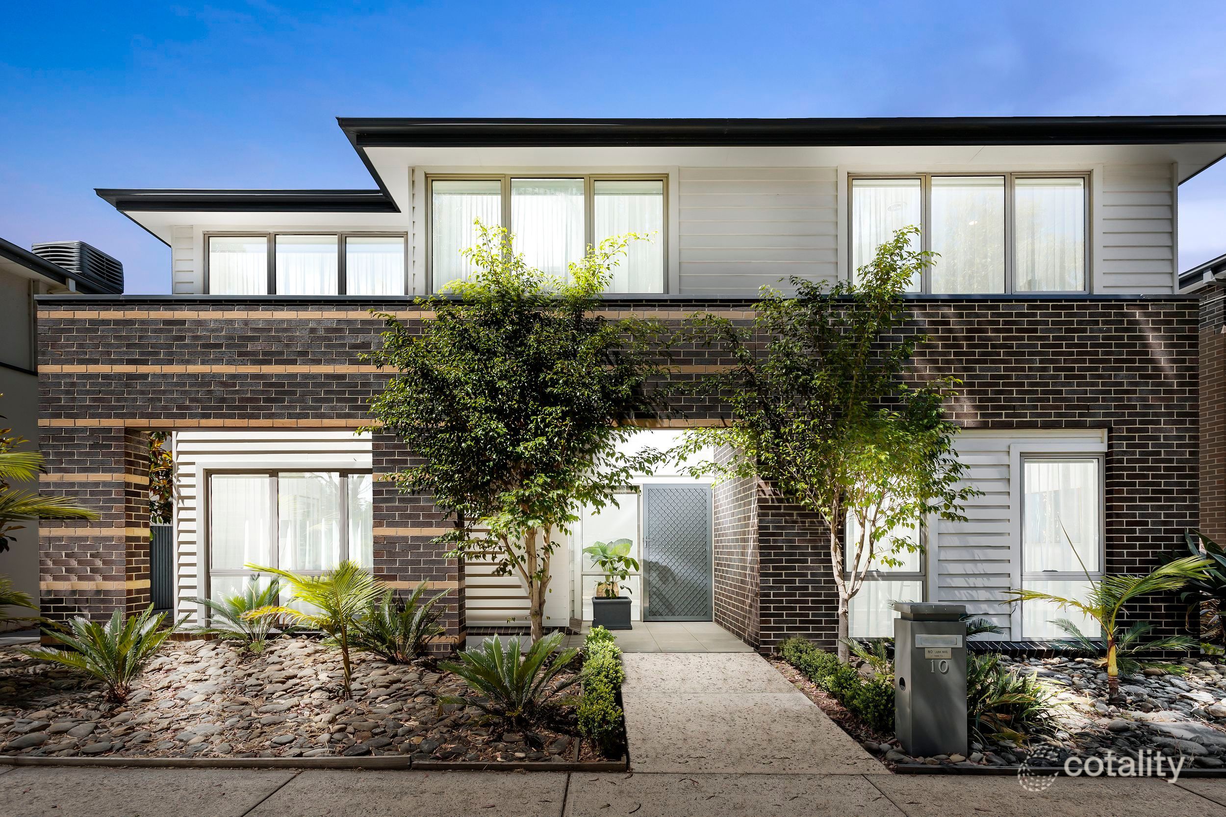 10 Bunjil Way, Parkville, VIC 3052