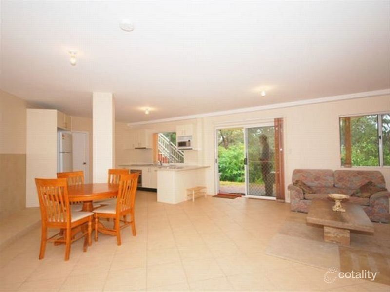 4 Blue Gum Dr, East Ryde, NSW 2113