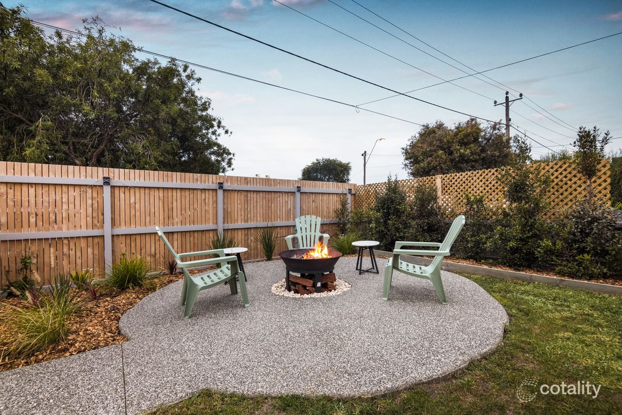 1/70 Vines Rd, Hamlyn Heights, VIC 3215