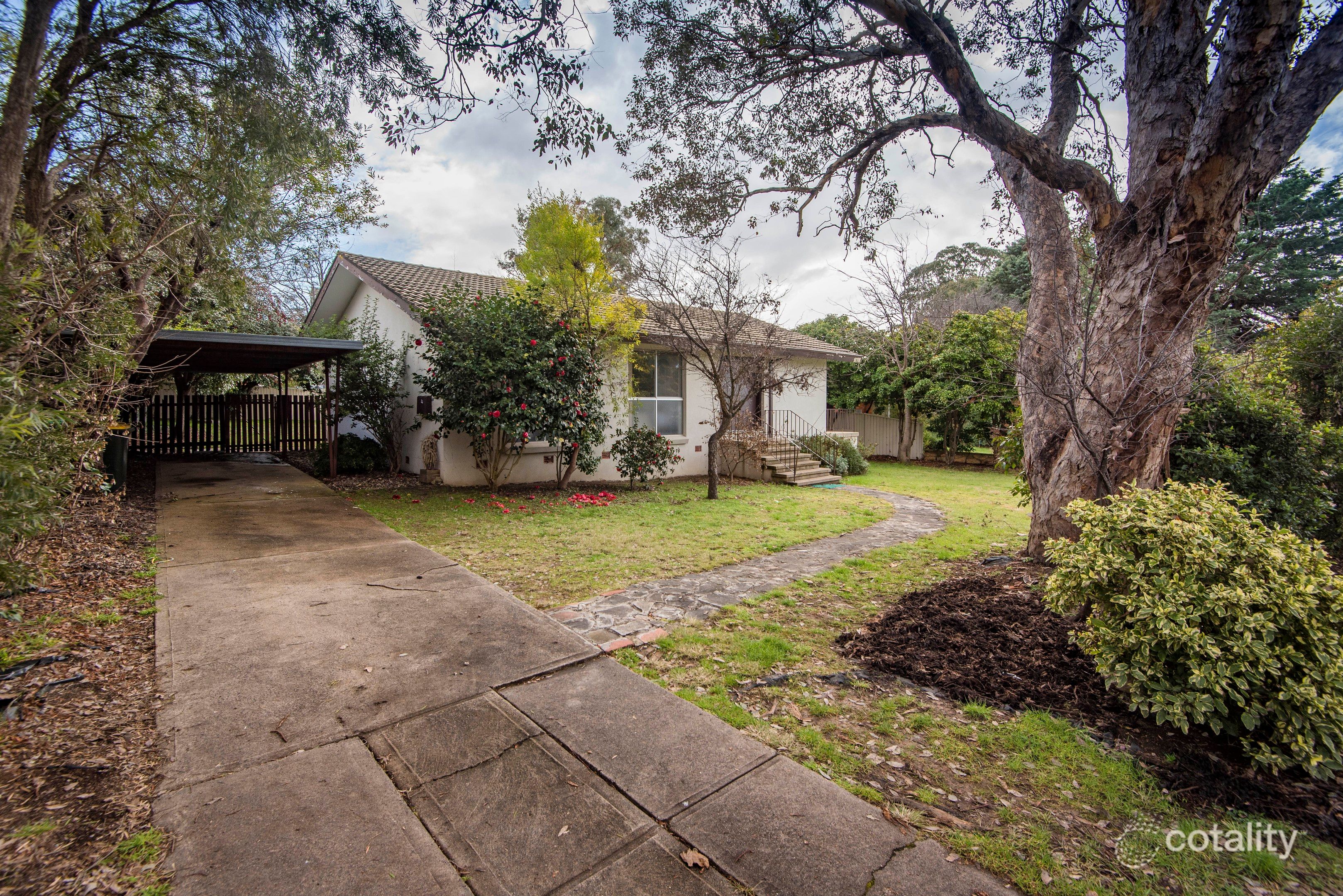 51 Morgan Cres, Curtin, ACT 2605