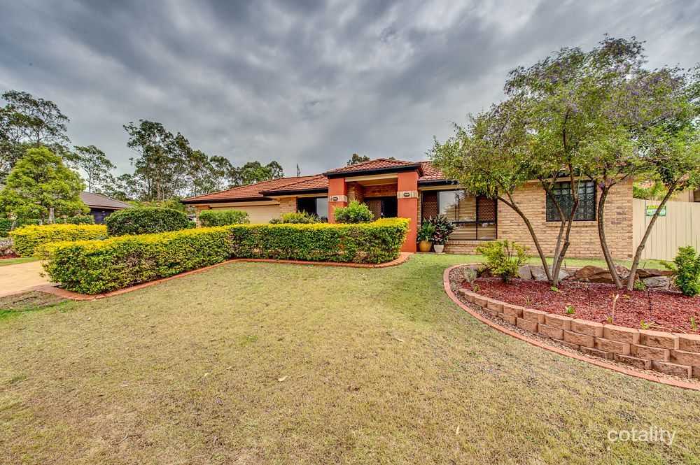 13 Camberwell Pl, Forest Lake, QLD 4078