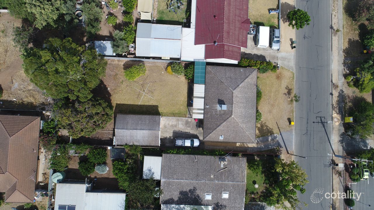 28 Saltash Ave, Christies Beach, SA 5165