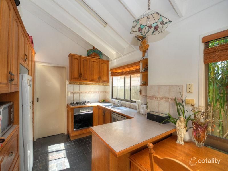 40 Pindari Ave, Burleigh Heads, QLD 4220