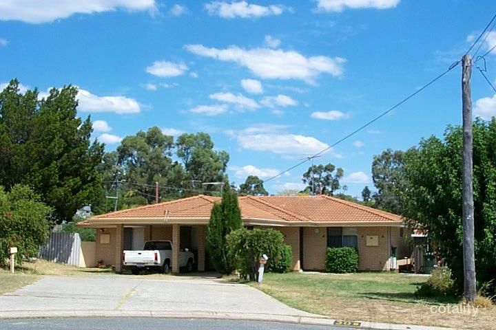 30a O'Grady Way, Girrawheen, WA 6064