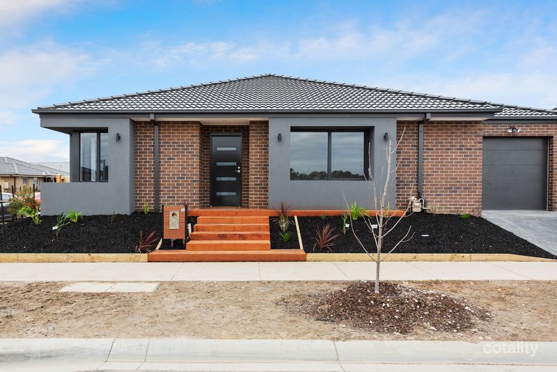 16 Optima St, Officer, VIC 3809