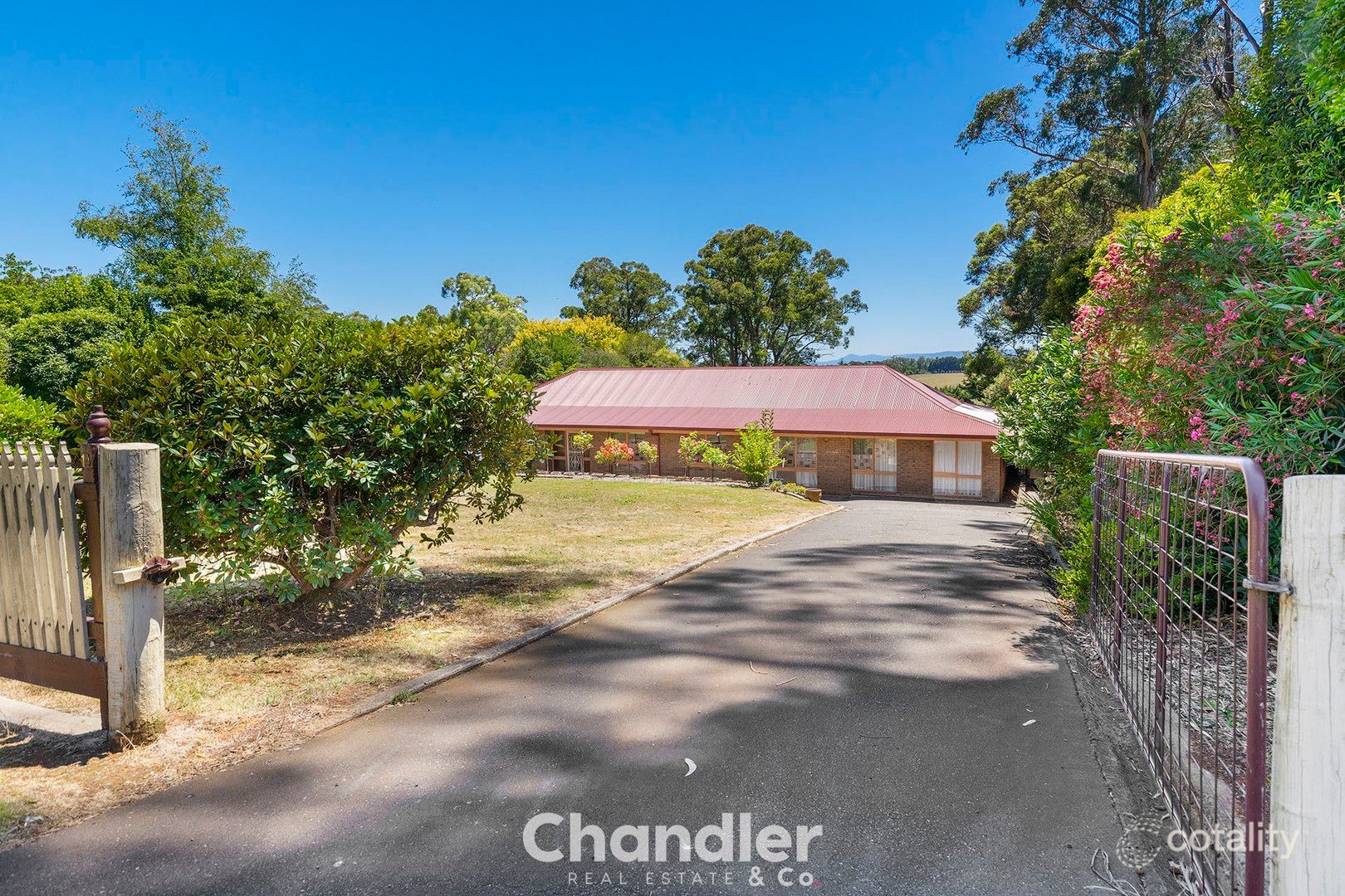 14 Agnes St, Gembrook, VIC 3783