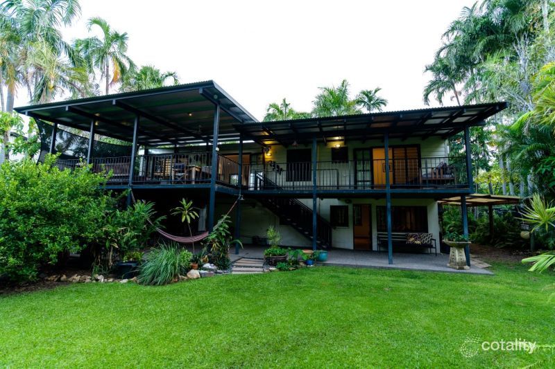 8 Earl Pl, Millner, NT 0810