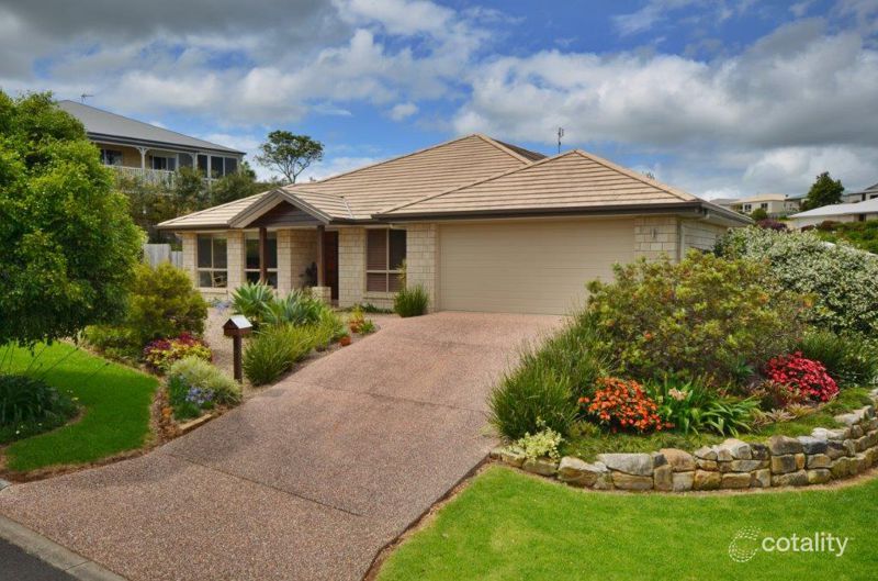 4 Piccabeen Pl, Maleny, QLD 4552