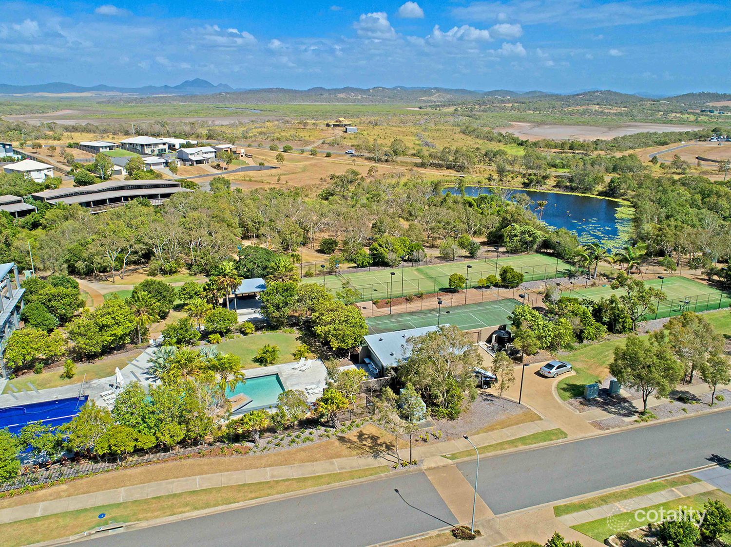 12 Hideaway Rd, Zilzie, QLD 4710