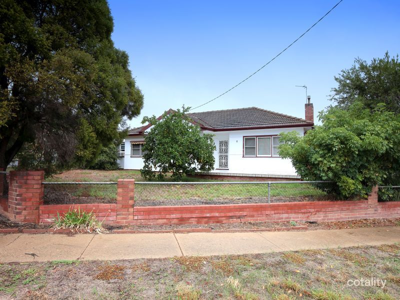 6 Charleville Rd, Turvey Park, NSW 2650