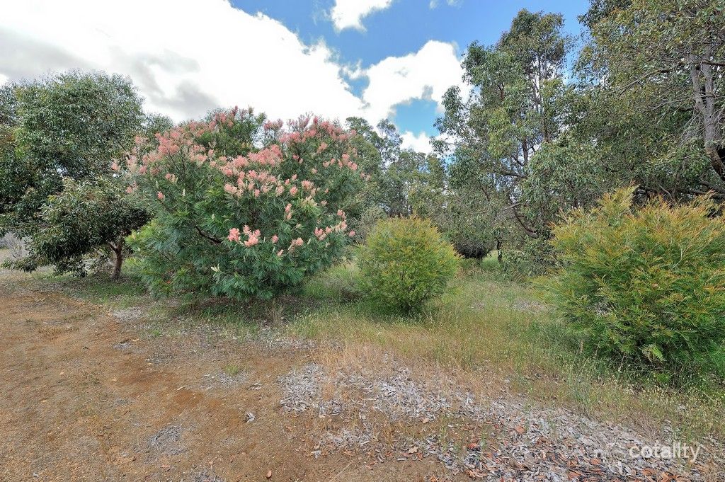 10161 Stoneville Rd, Gidgegannup, WA 6083