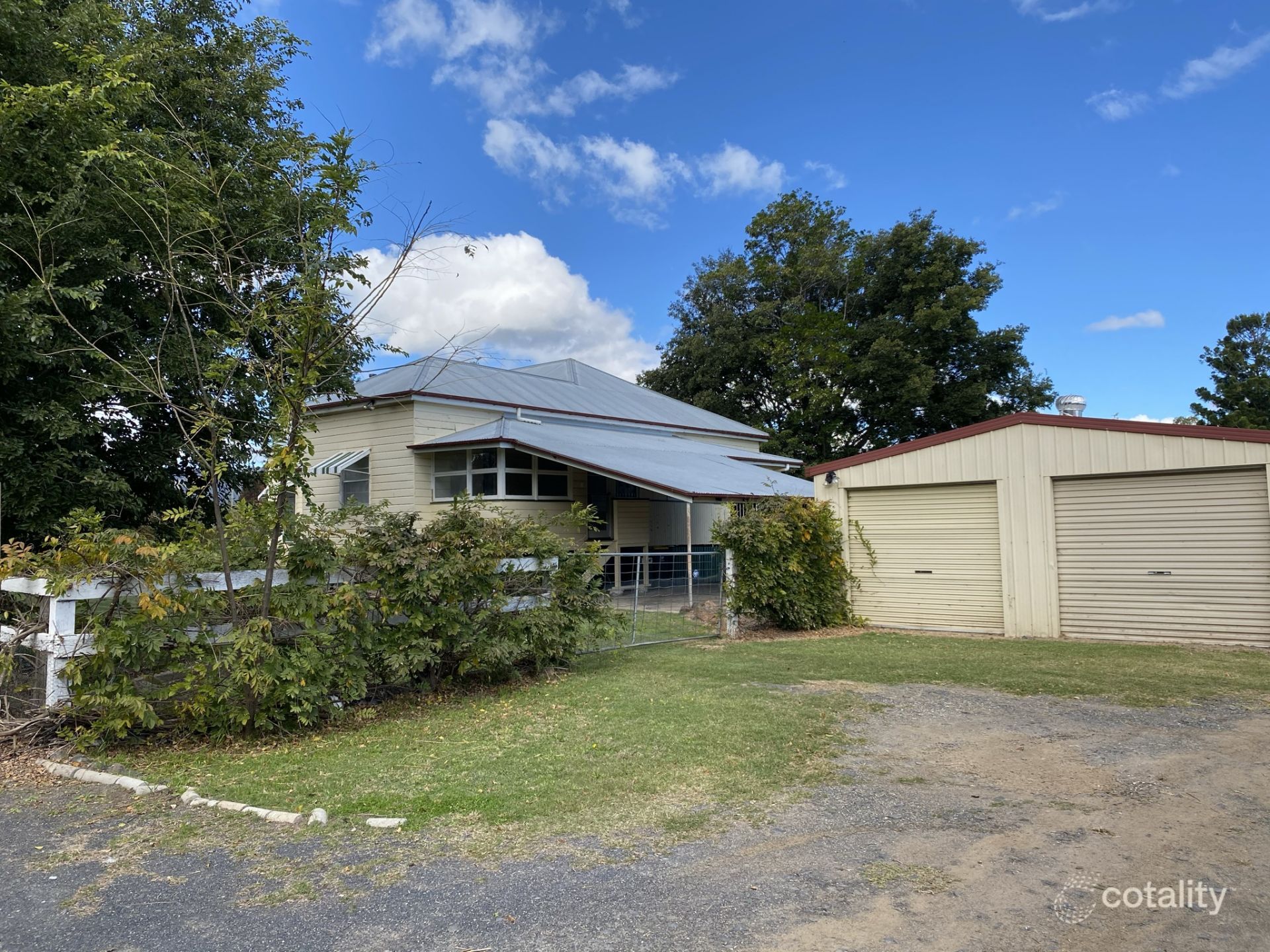 8a Ailanthus St, Killarney, QLD 4373