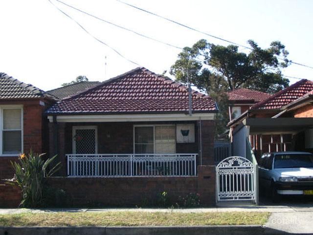 16 Universal St, Eastlakes, NSW 2018