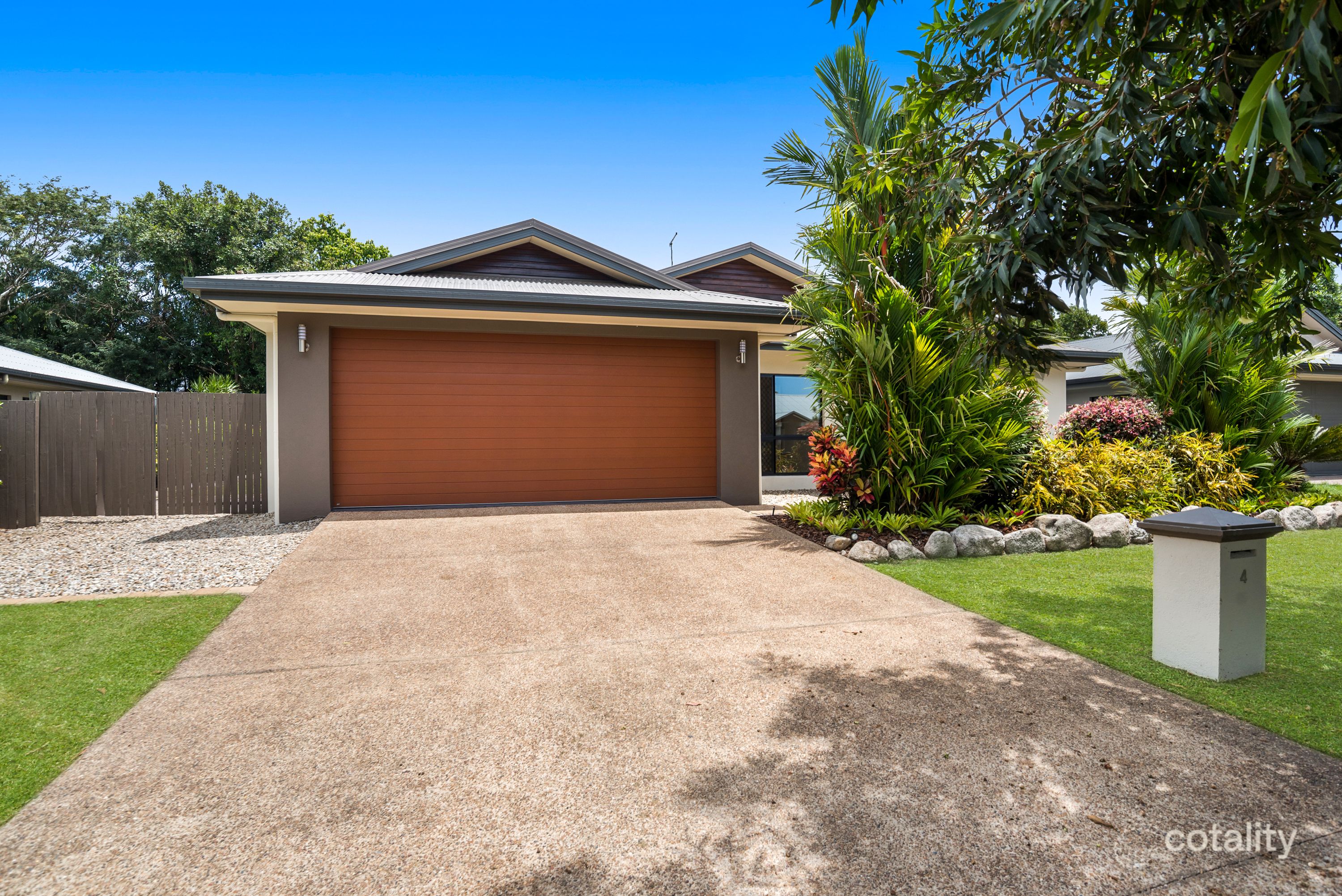 4 Chystanthus St, Trinity Park, QLD 4879