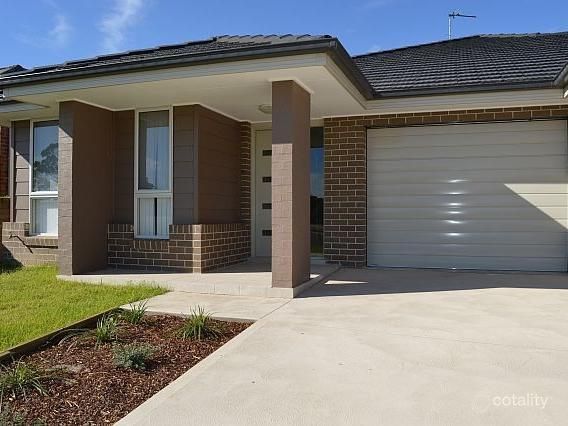 1/11 Auburn St, Gillieston Heights, NSW 2321