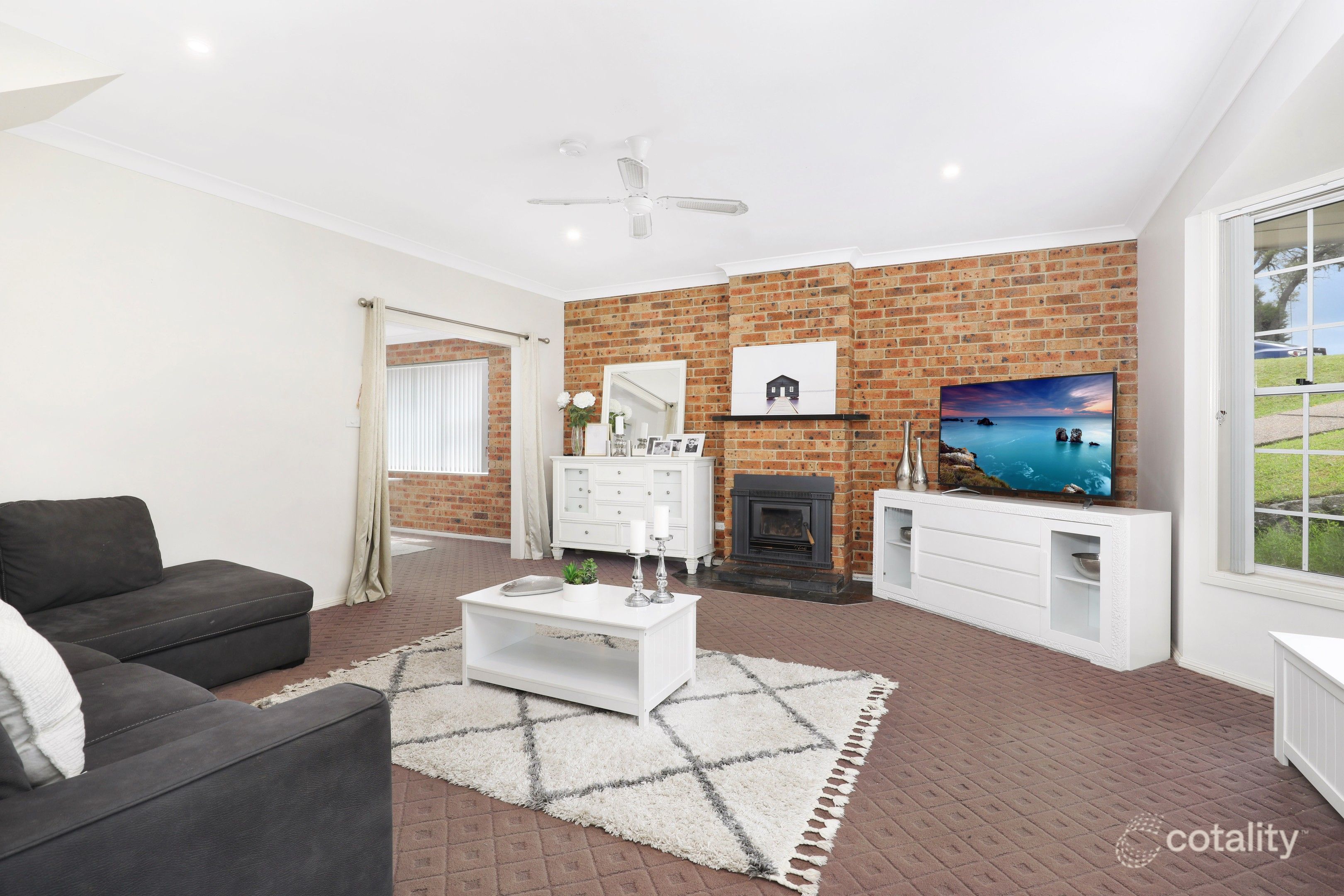 8 Hoad Pl, Berkeley, NSW 2506