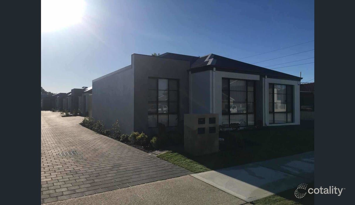 58b Renou St, East Cannington, WA 6107