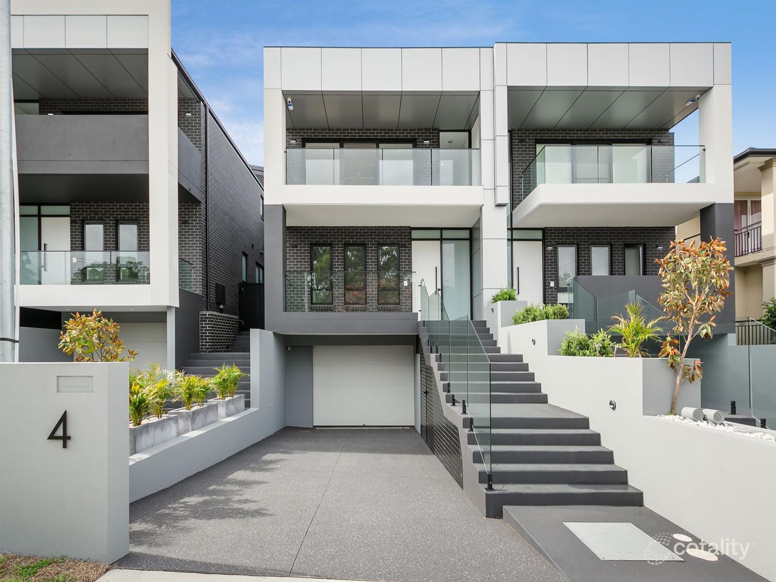 4 Hurstville Rd, Hurstville, NSW 2220