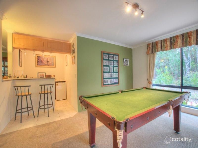 10 Autumn Rise, Yallingup, WA 6282