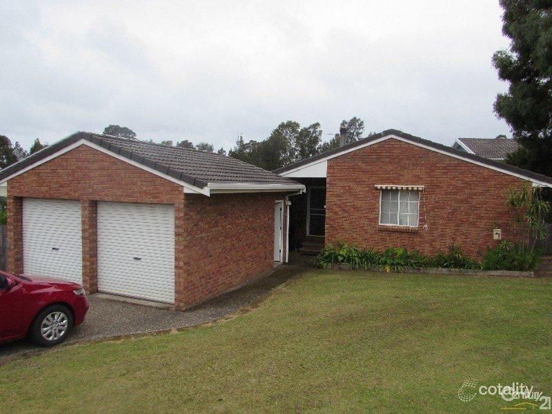 4 Brou Ct, Dalmeny, NSW 2546